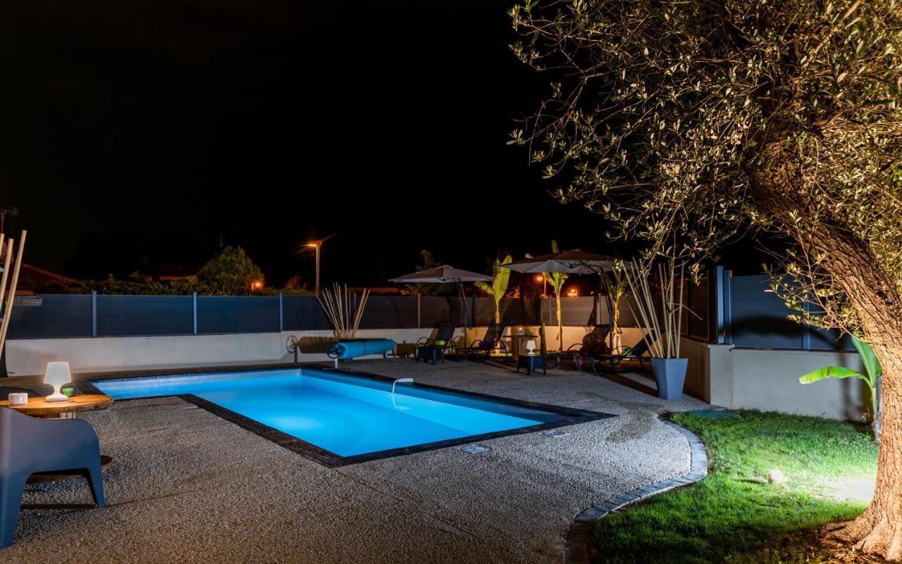 Villa Des Oliviers Sublime Villa Avec Piscine Chauffee Et Privee Et Baby Foot Bon-Encontre Dış mekan fotoğraf